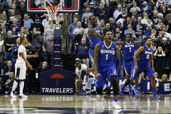Shaq Godwin to the rescue