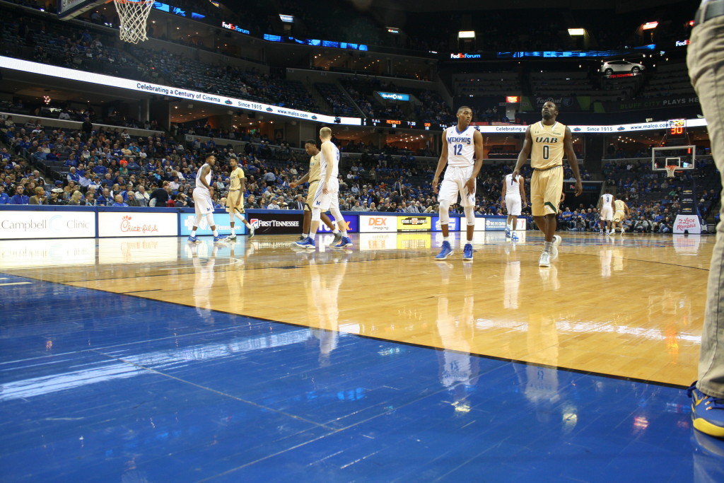 12-10 UAB 55 MEM 62 (19)