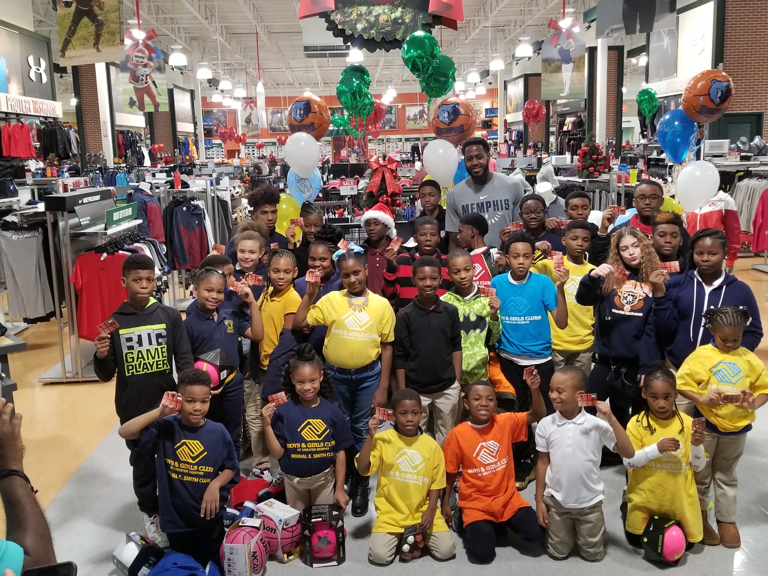Grizzlies Season Of Giving w/ JaMychal Green